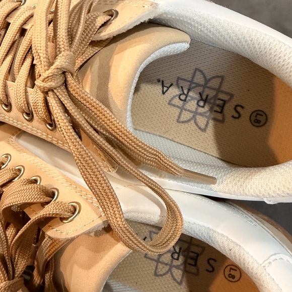 Serra White & Tan w Leopard Sneakers -NWOT - Picture 5 of 6